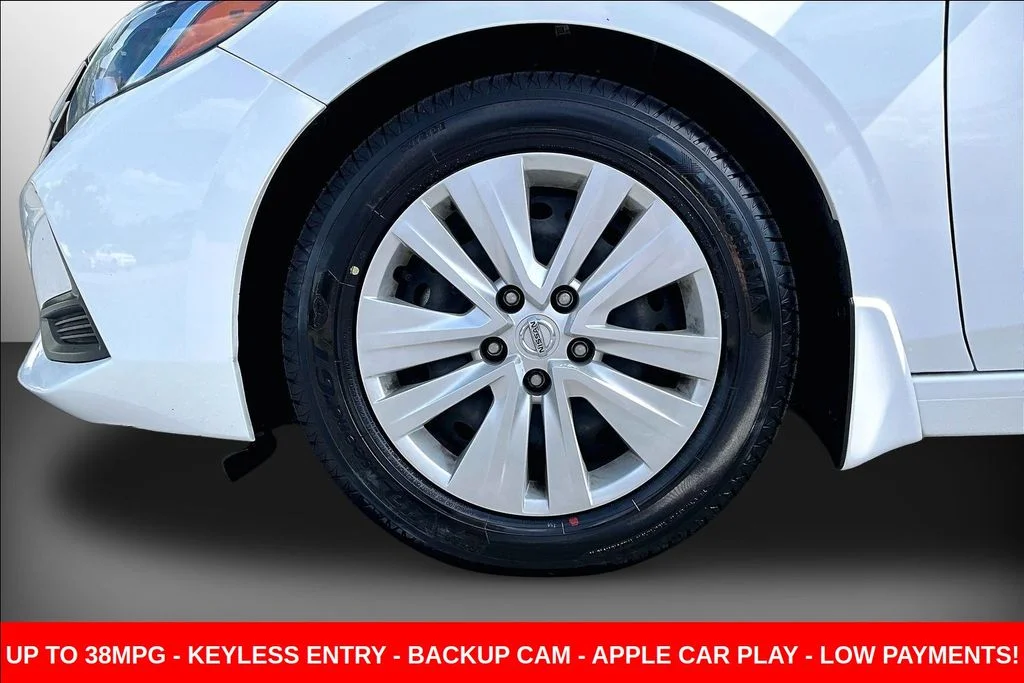 Used 2022 White Nissan S image 36