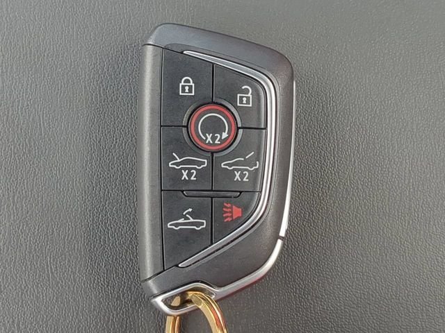 Used 2024 White Chevrolet Stingray image 30