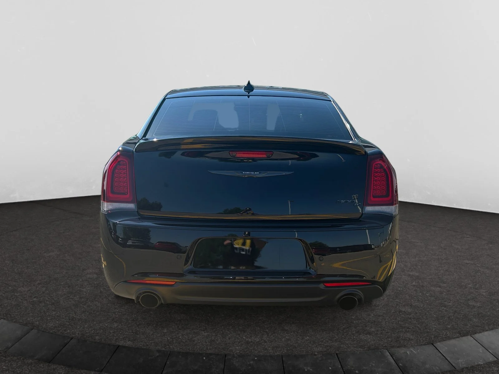 Used 2023 Gloss Black Chrysler 300C image 4