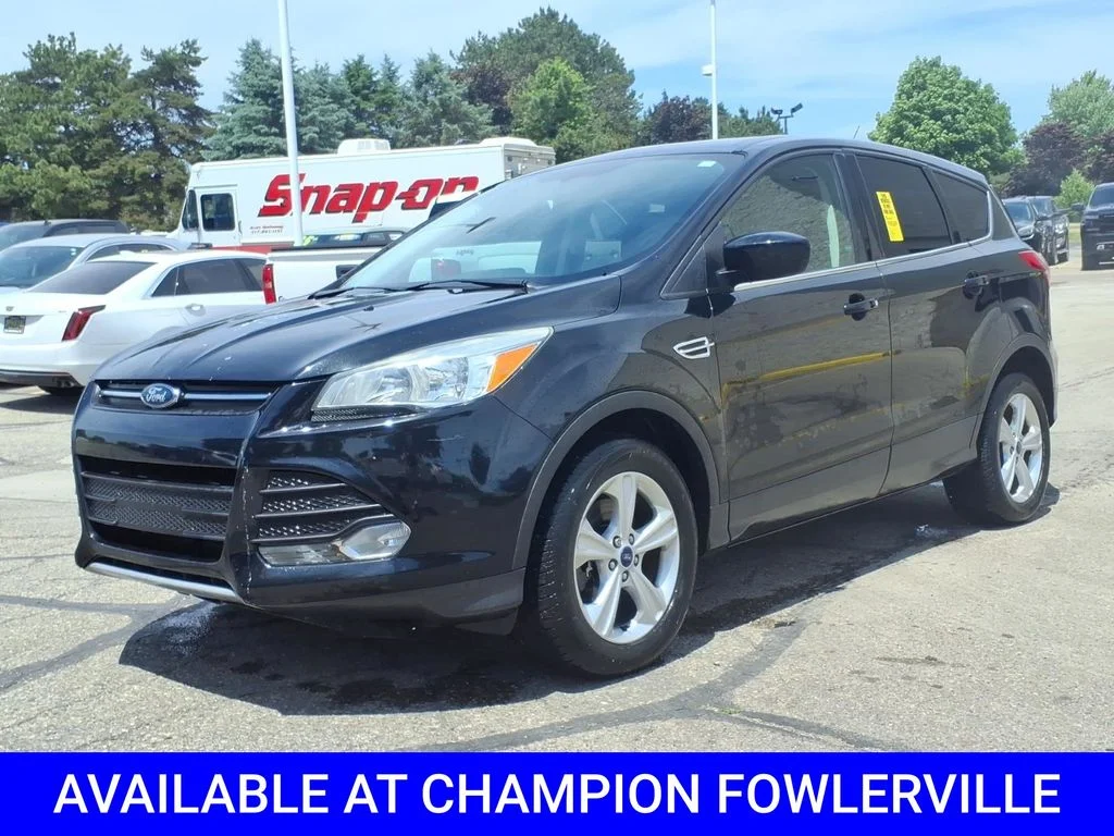 Used 2015 Black Ford SE image 3