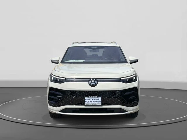 2026 Volkswagen Tiguan photo 2