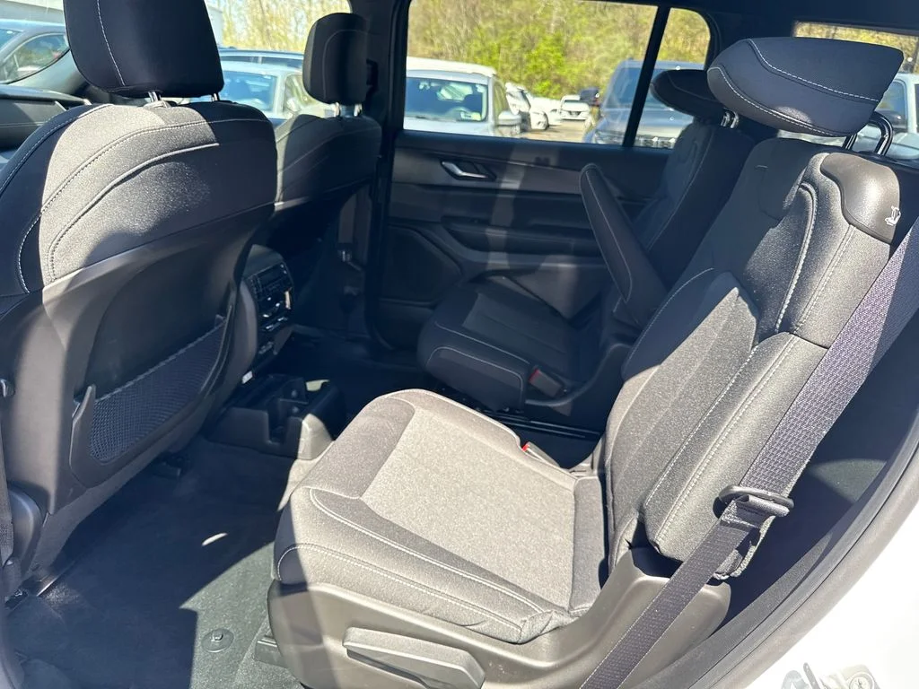 2025 Jeep Grand Cherokee L Laredo - Photo 22