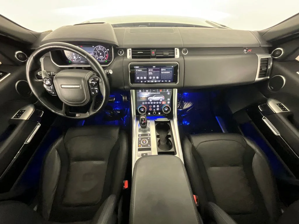 Used 2022 Black Land Rover SVR image 10