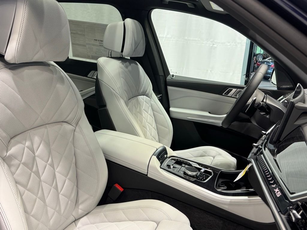 Used 2026 Blue BMW xDrive50e image 24