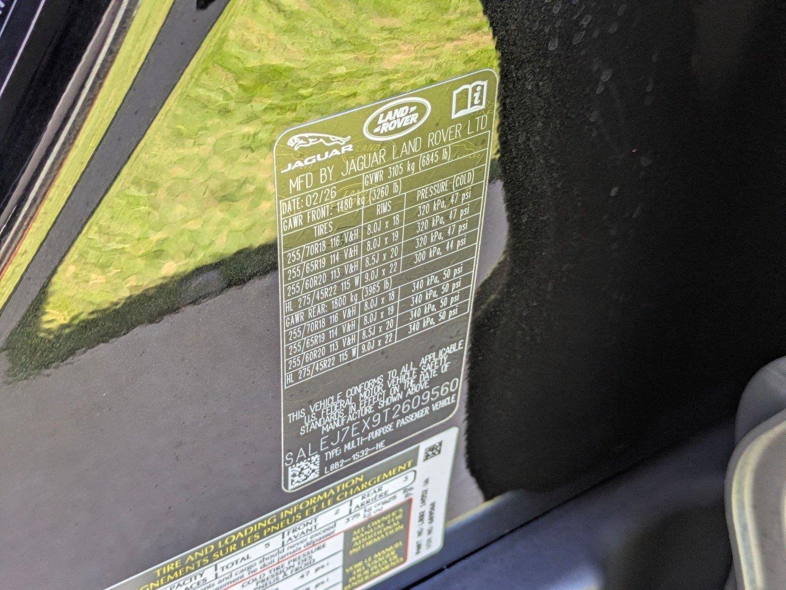 Used 2026 Santorini Black Metallic Land Rover S image 37