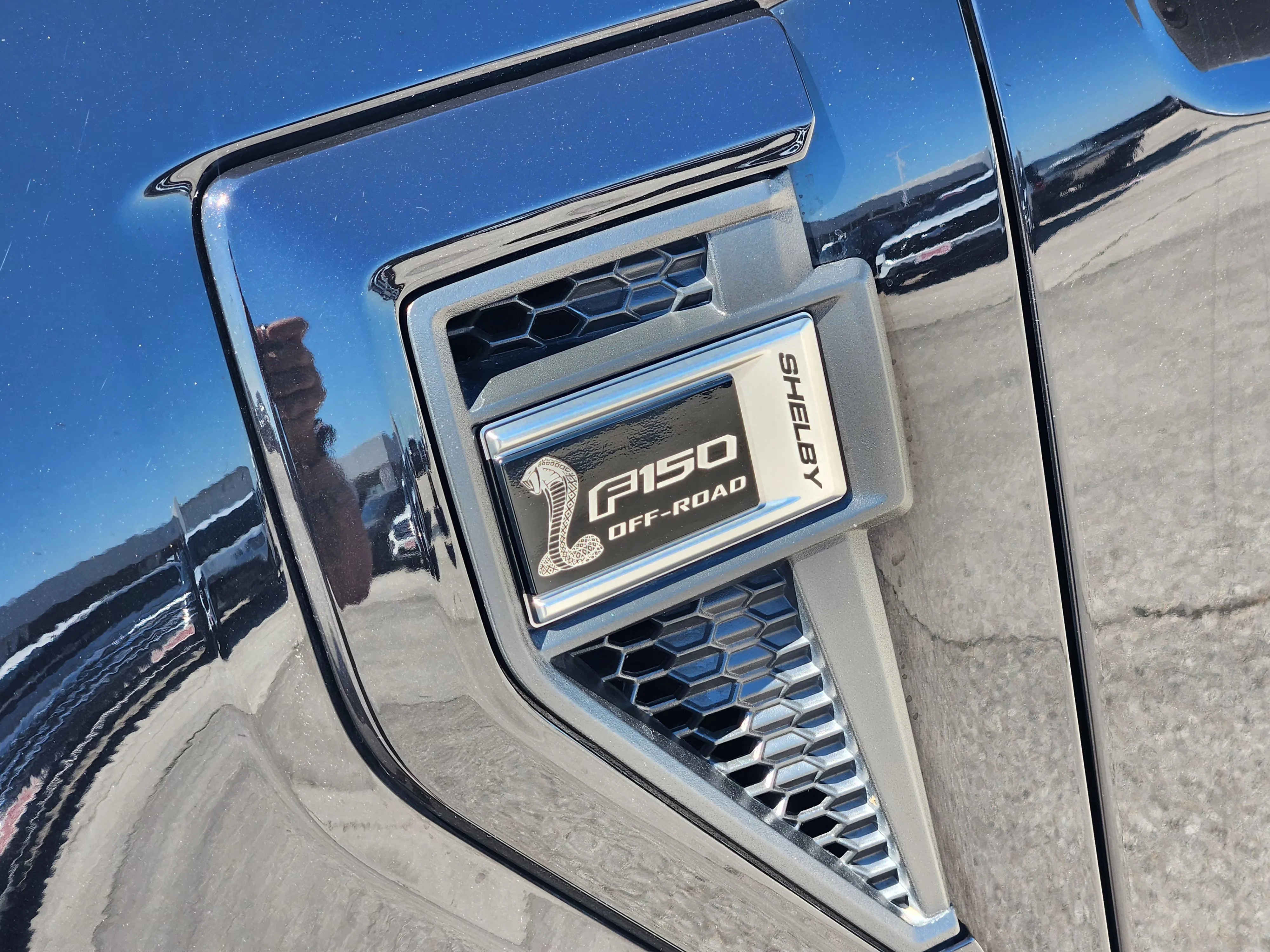 Used 2023 Black Ford LARIAT image 12