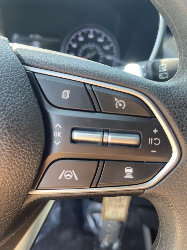 2021 Hyundai Santa Fe SE - Photo 16