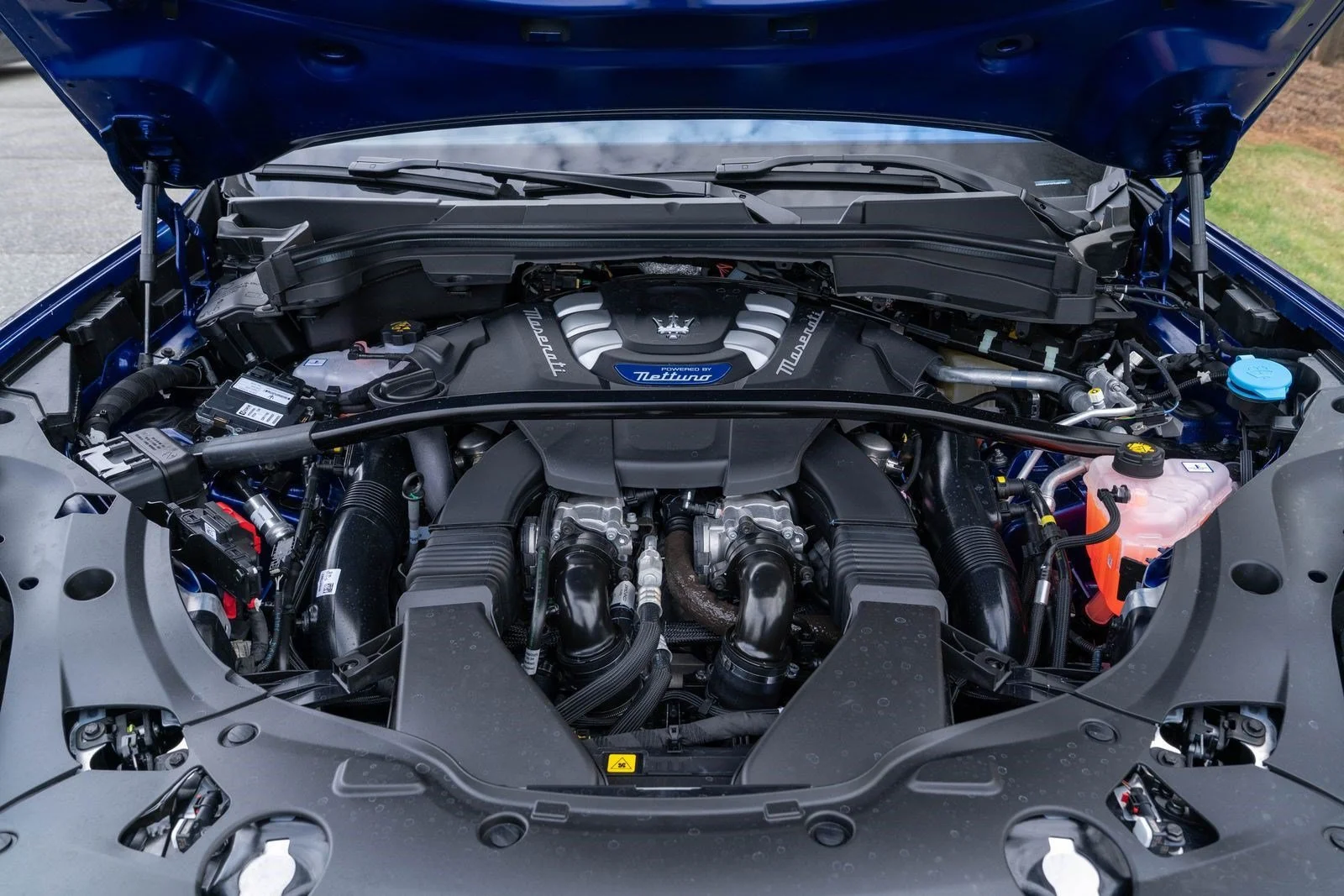 New 2026 Blu Intenso Maserati Modena image 15