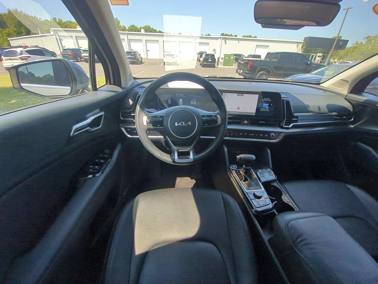 Used 2024 Everlasting Silver Kia EX image 34