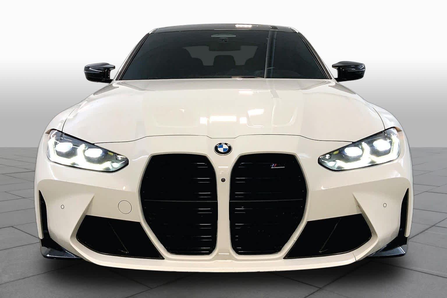 Used 2021 Alpine White BMW Competition image 3