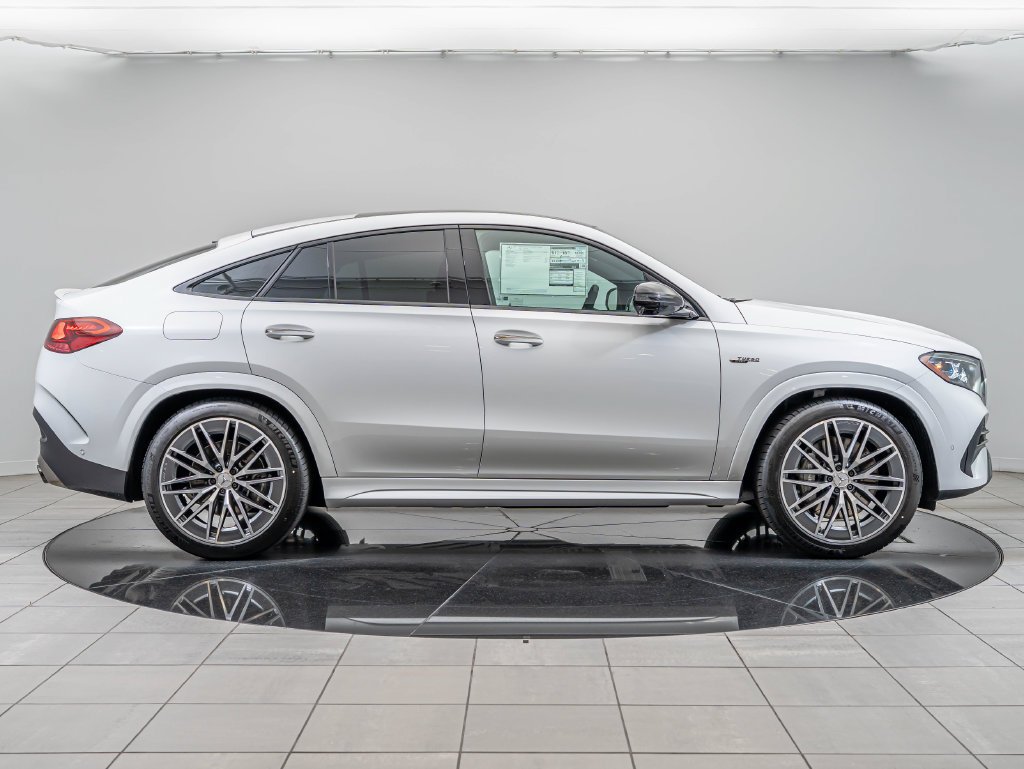 New 2027 MANUFAKTUR Moonlight White Metallic Mercedes-Benz AMG® GLE 53e 4MATIC+ Coupe image 11