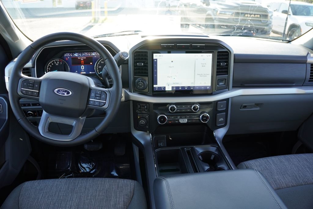 Used 2023 Gray Ford XLT image 21