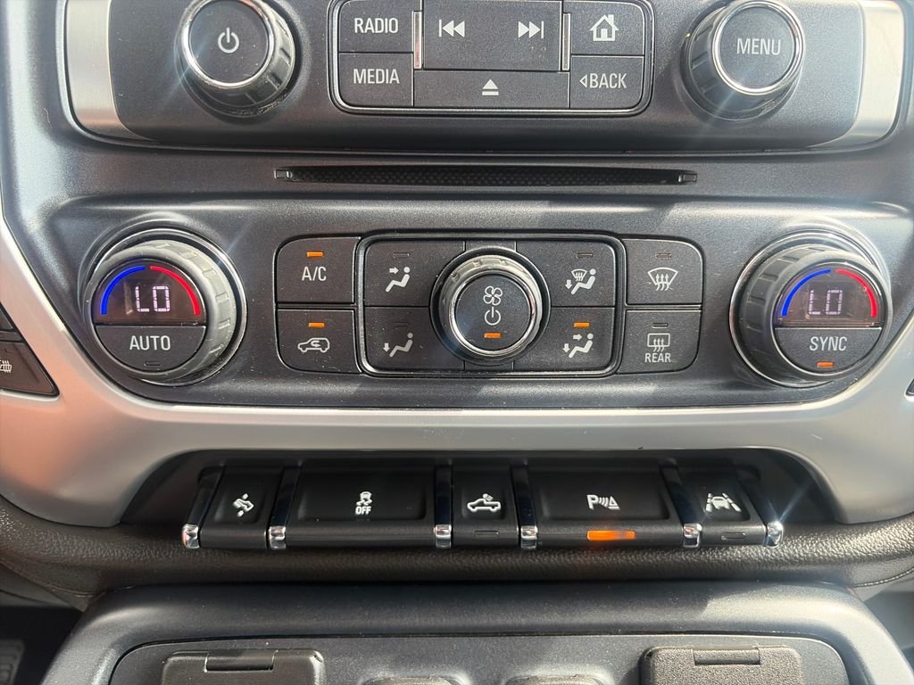 Used 2018 Gray GMC SLT image 18