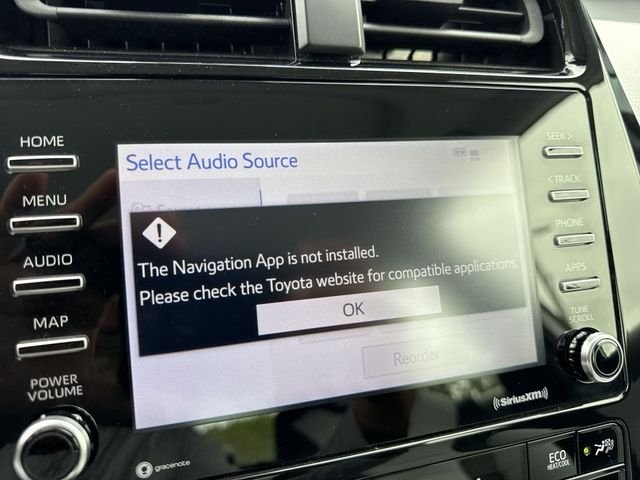 2022 Toyota Prius XLE - Photo 18