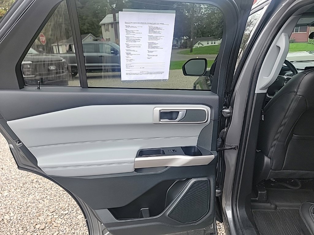 Used 2024 Gray Ford XLT image 19