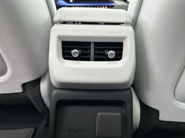 2026 Cadillac OPTIQ Sport - Photo 21