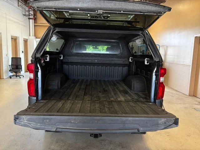 Used 2021 Gray Chevrolet RST image 18