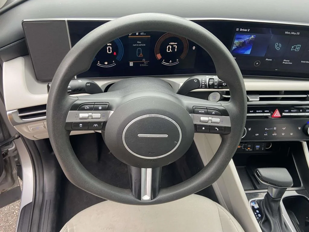 Used 2025 Shimmering Silver Hyundai SEL image 16