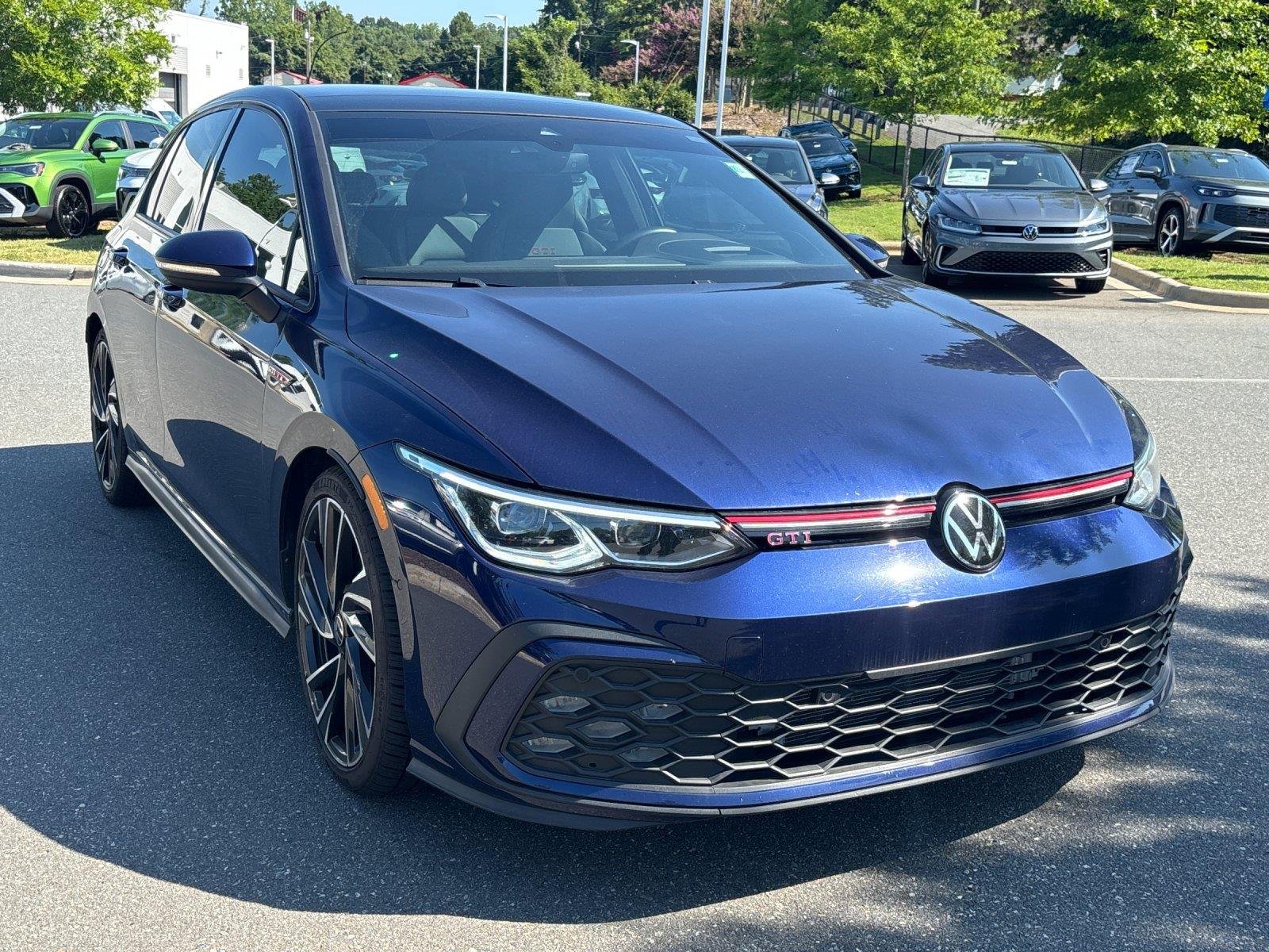 Used 2024 Atlantic Blue Metallic Volkswagen Autobahn image 7