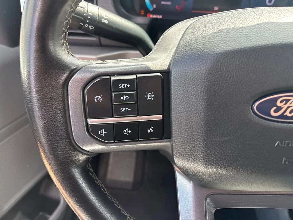 Used 2024 Black Ford XLT image 13