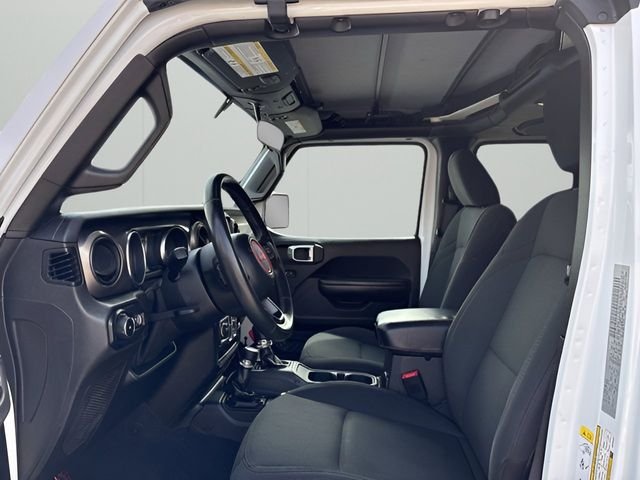 Used 2019 White Jeep Unlimited Sport S image 13