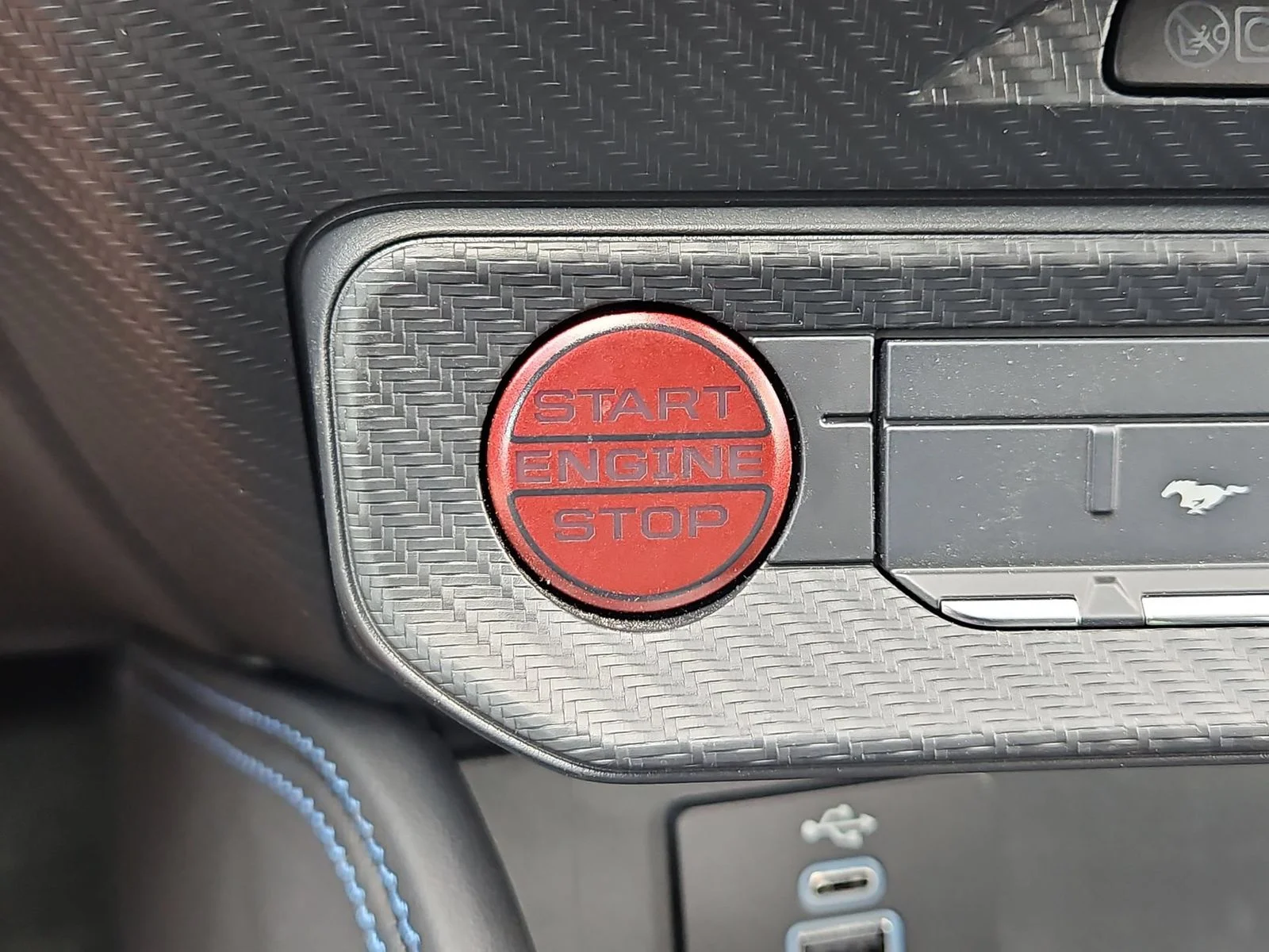 New 2026 Blue Ember Metallic Ford Dark Horse® Premium image 17
