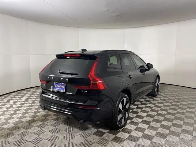 Certified Used 2025 Black Volvo T8 Plus image 9