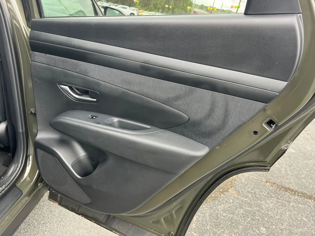 Used 2025 Green Hyundai XRT image 16