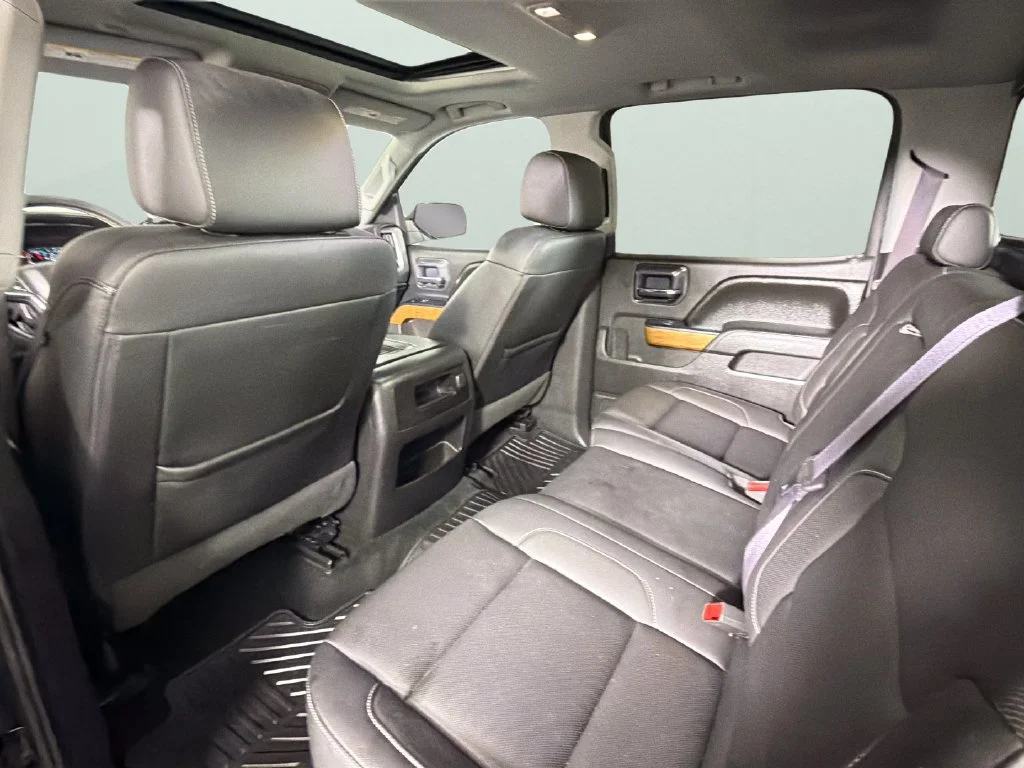Used 2016 BLACK Chevrolet LTZ image 29
