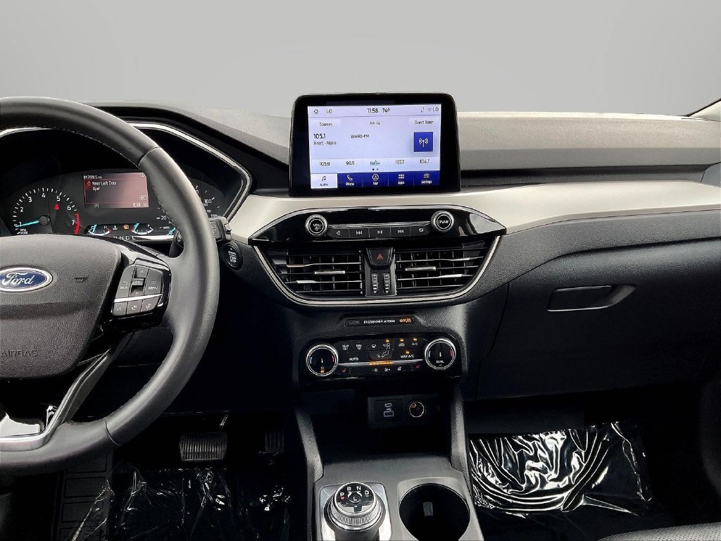 Used 2022 Blue Ford SEL image 9
