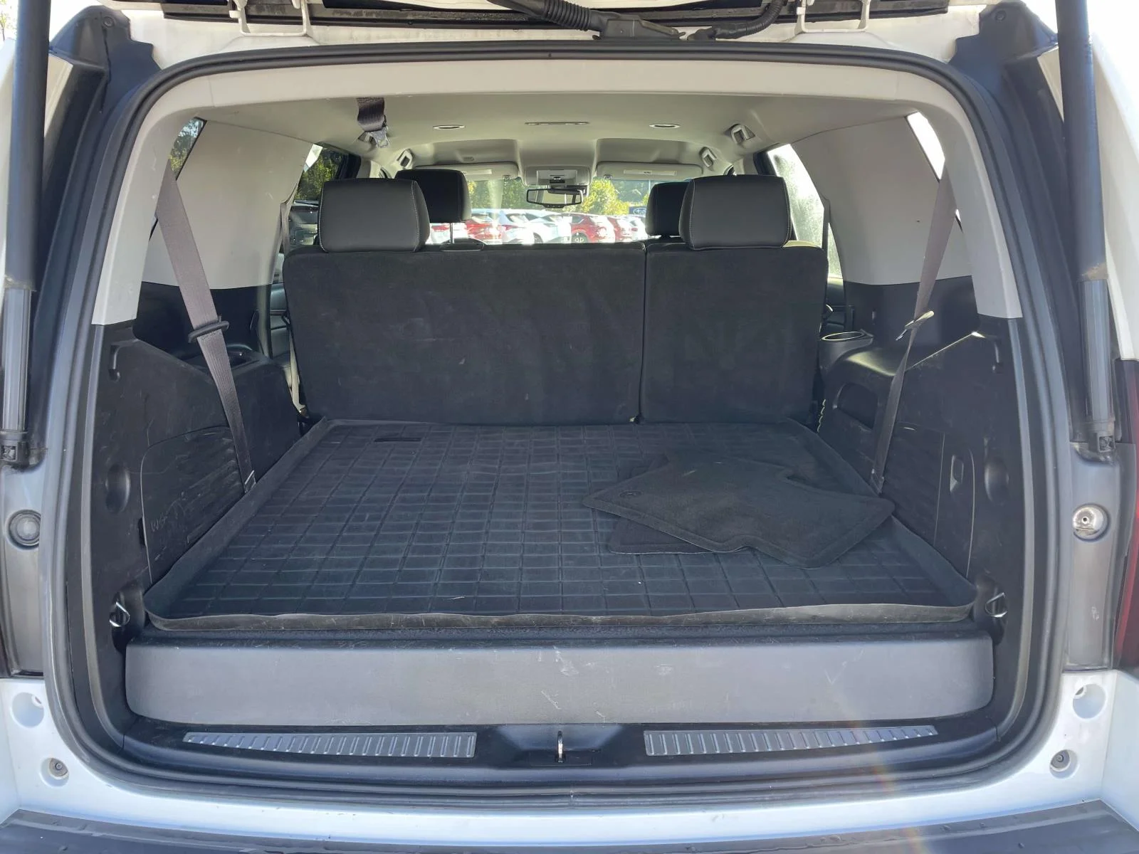 Used 2016 Summit White Chevrolet LT image 31