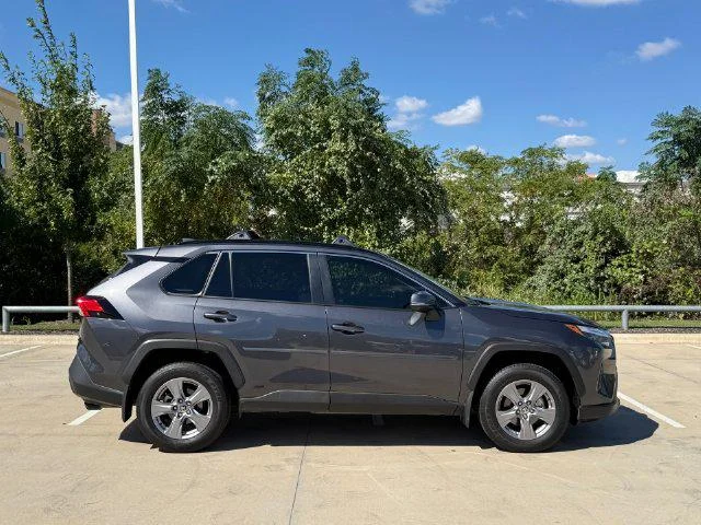 Certified Used 2025 MAGNETIC GRAY MET. Toyota XLE image 36