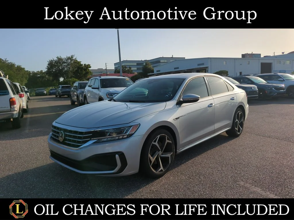 Used 2020 Silver Volkswagen 2.0T R-Line image 1