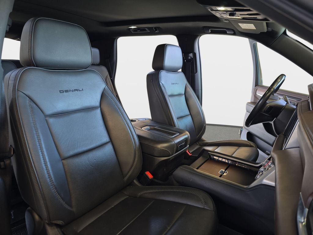 Used 2021 White GMC Denali image 12