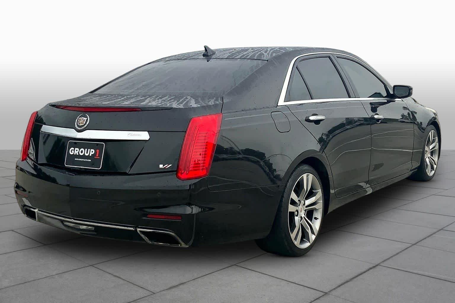 Used 2014 Black Diamond Tricoat Cadillac Vsport Premium RWD image 13