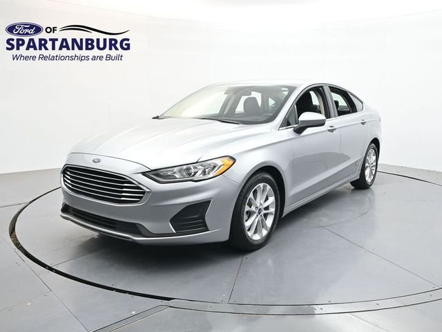 Used 2020 Silver Metallic Ford SE image 2