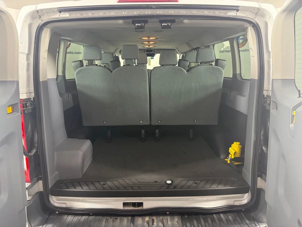 Used 2018 White Ford XLT image 19