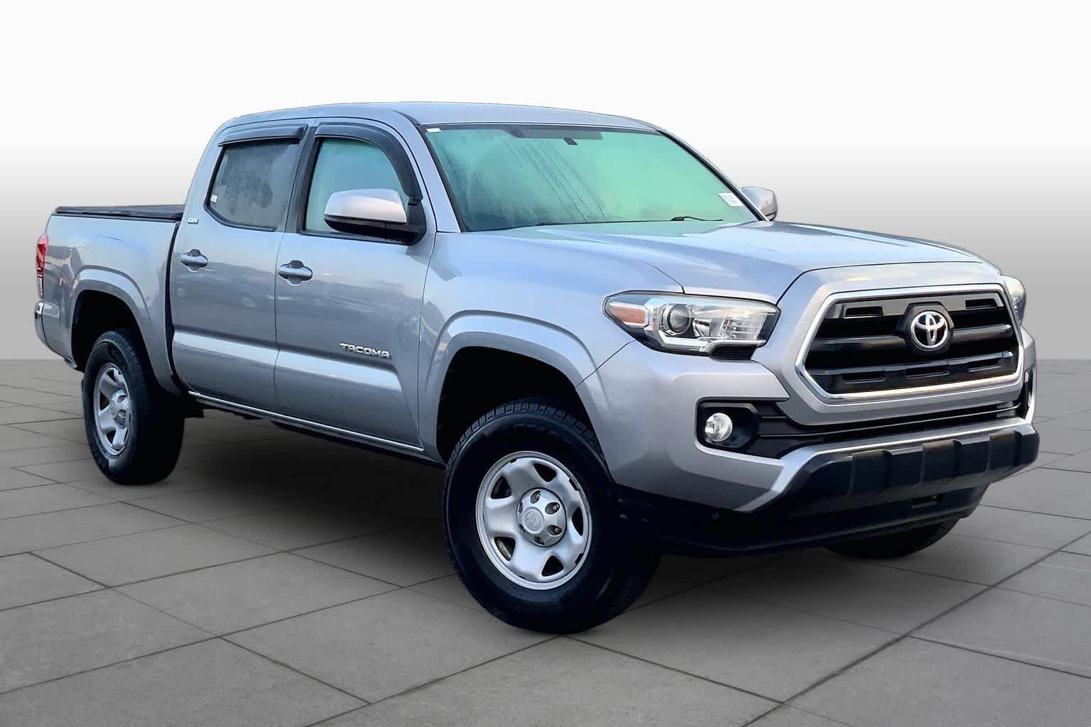 Used 2016 Silver Sky Metallic Toyota SR5 image 3