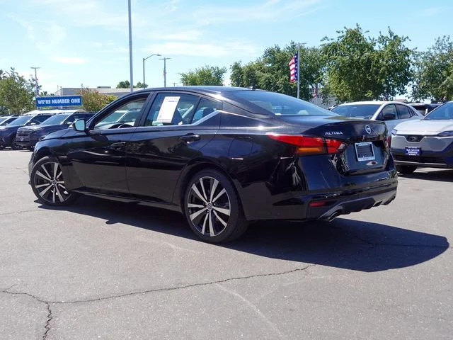 Used 2021 Black Nissan 2.5 SR image 10