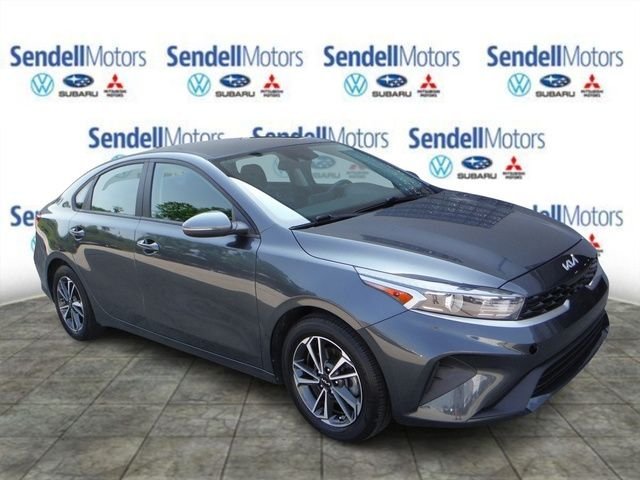 Used 2023 Gray Kia LXS image 1