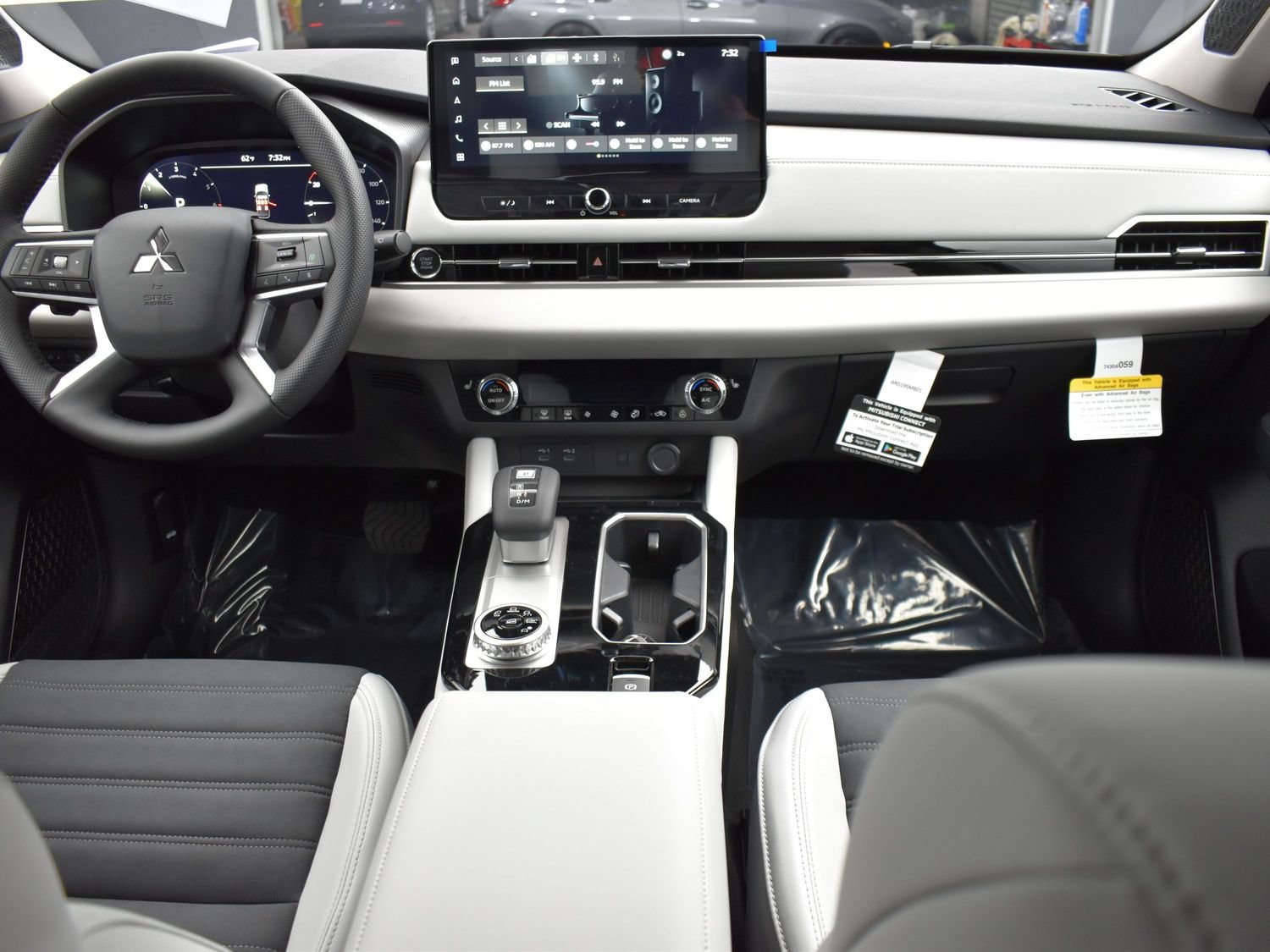 New 2026 Black Diamond Mitsubishi SE 1.5T 2WD image 15