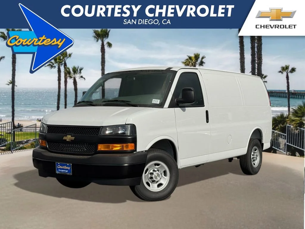 2026 Chevrolet Express 2500 Work Van HD's photo