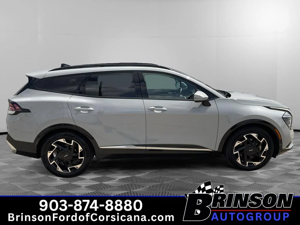 Used 2023 Wolf Gray Kia SX-Prestige image 8