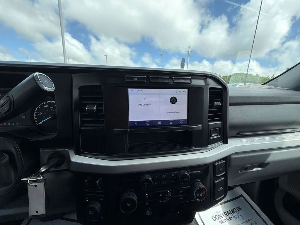 Used 2024 White Ford XLT image 22