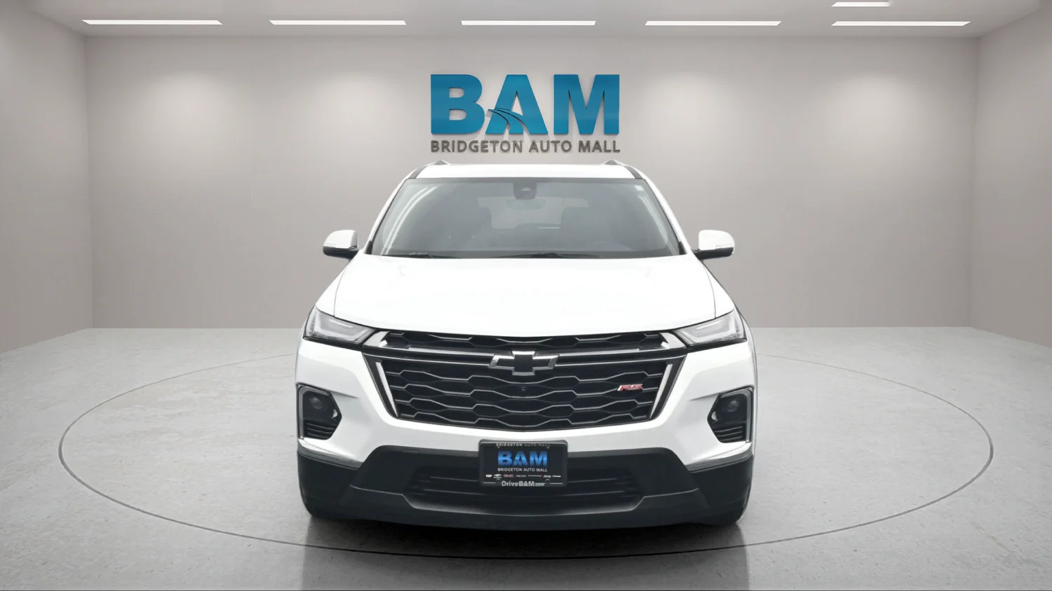 Used 2023 SUMMIT WHITE Chevrolet RS image 2