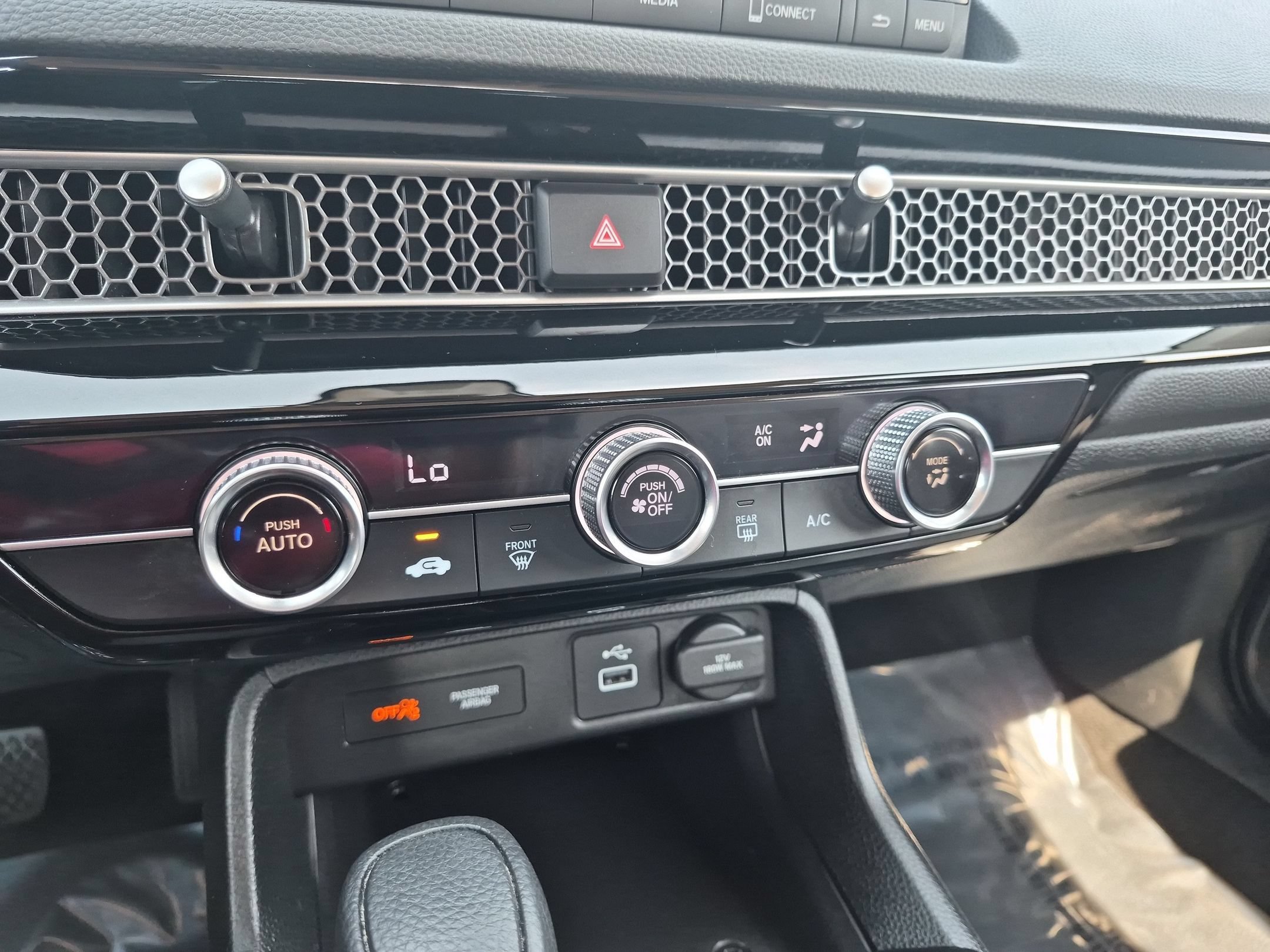 Certified Used 2023 Meteorite Honda LX image 20