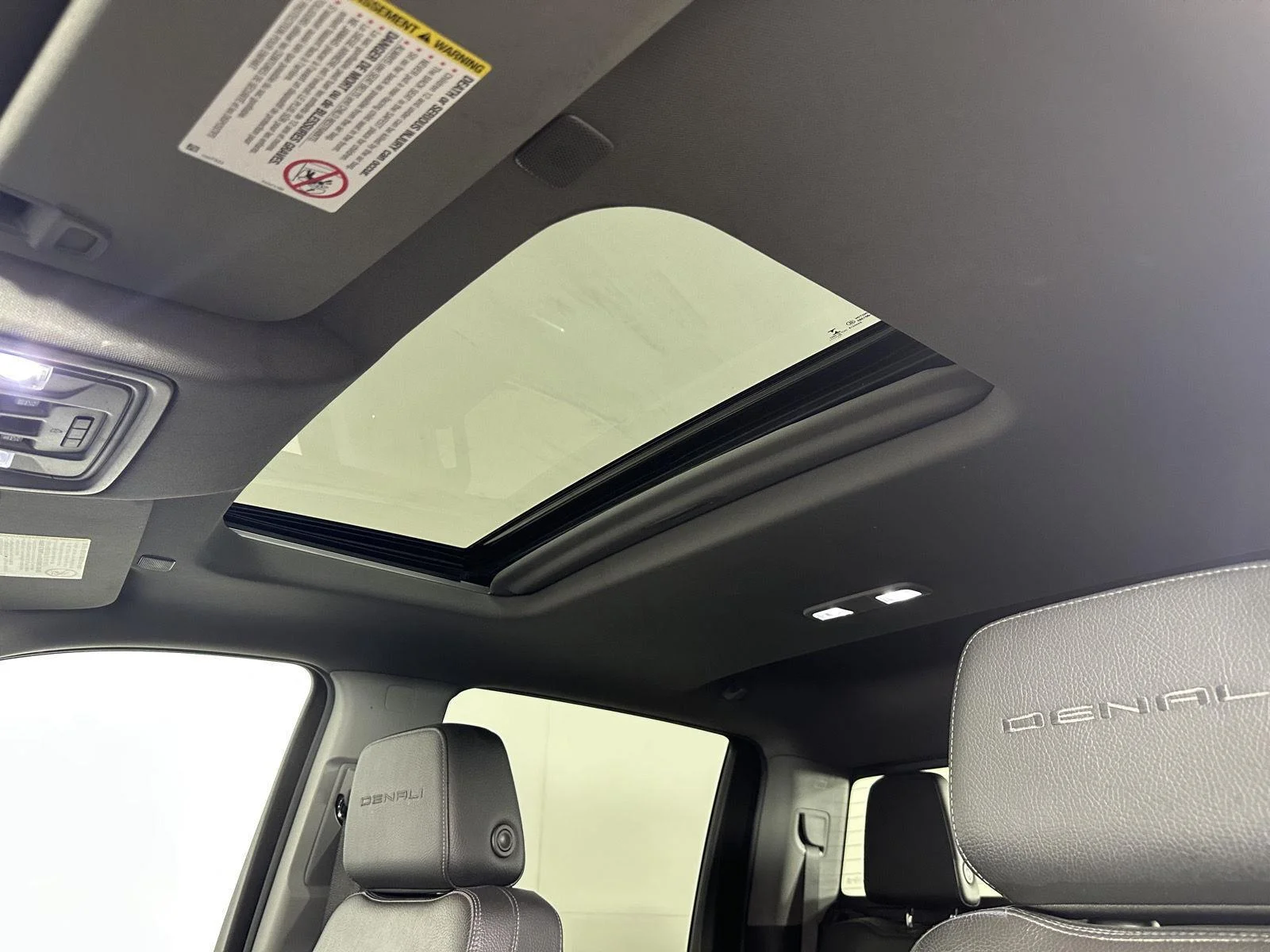 Used 2023 Ebony Twilight Metallic GMC Denali image 28
