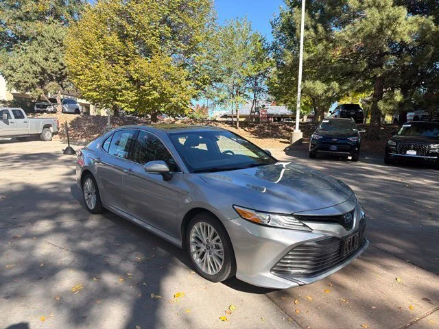 Used 2020 Blue Toyota Hybrid XLE image 8