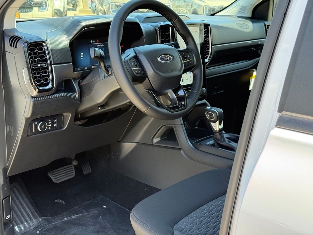 New 2026 Oxford White Ford XLT image 6