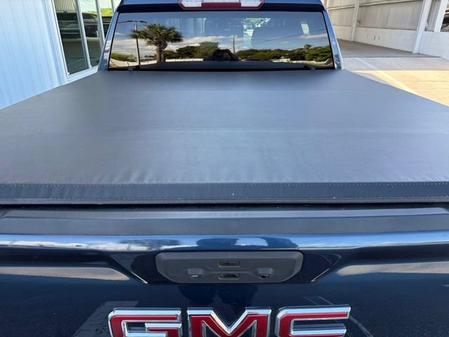 Used 2022 PACIFIC BLUE METALLIC GMC SLT image 20